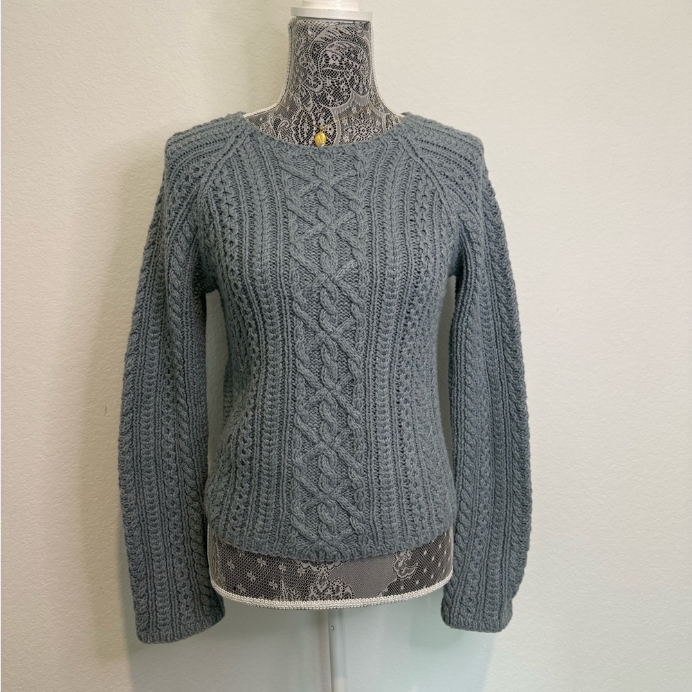 Women's Abercrombie and fitch Cable Knit Sweater
